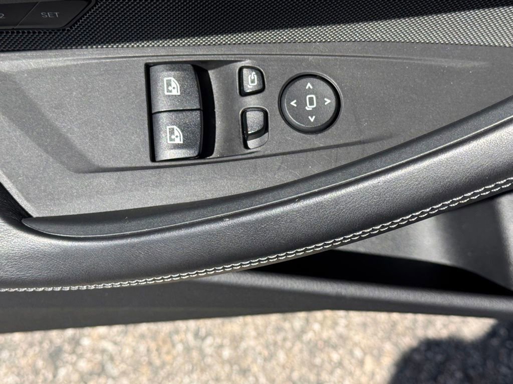 Used 2024 BMW M4 Coupe w/ Executive Package RWD image 17