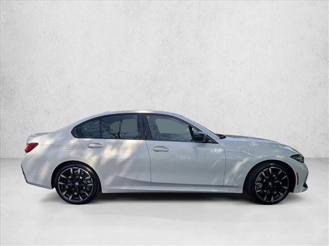 Used 2025 BMW 330i xDrive Sedan image 4