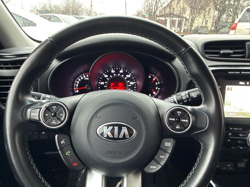 Used 2018 Kia Soul + w/ Audio Package image 22