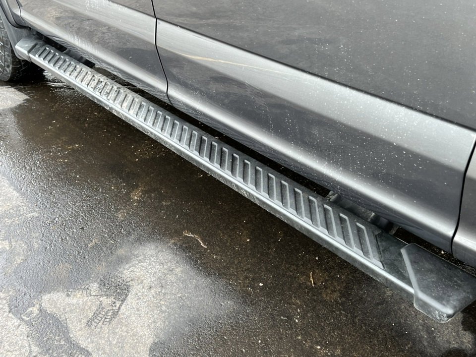 Certified 2019 Ford F150 XLT w/ Equipment Group 302A Luxury image 8