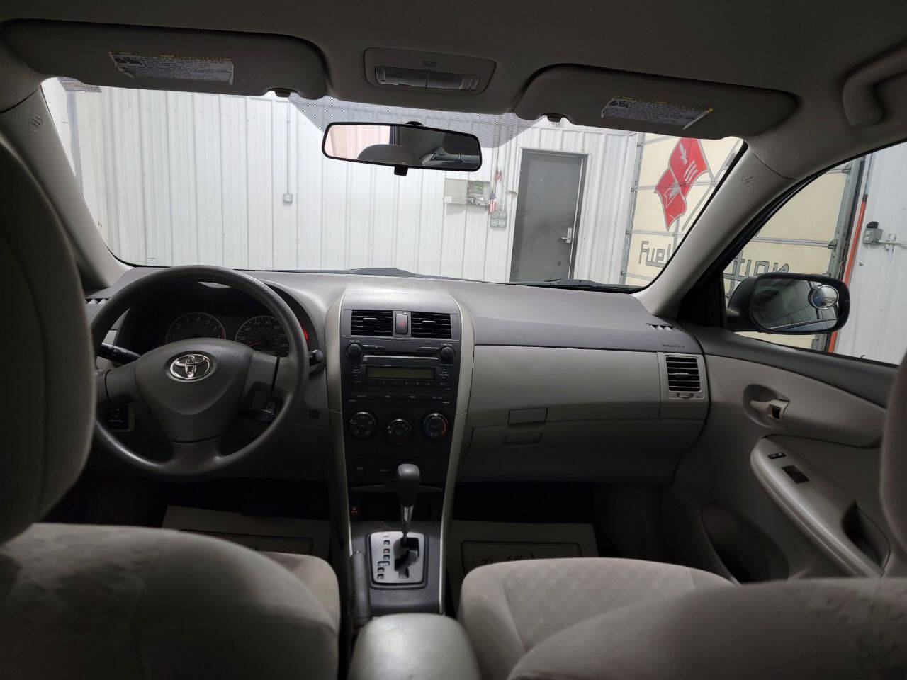 Used 2009 Toyota Corolla FWD image 29