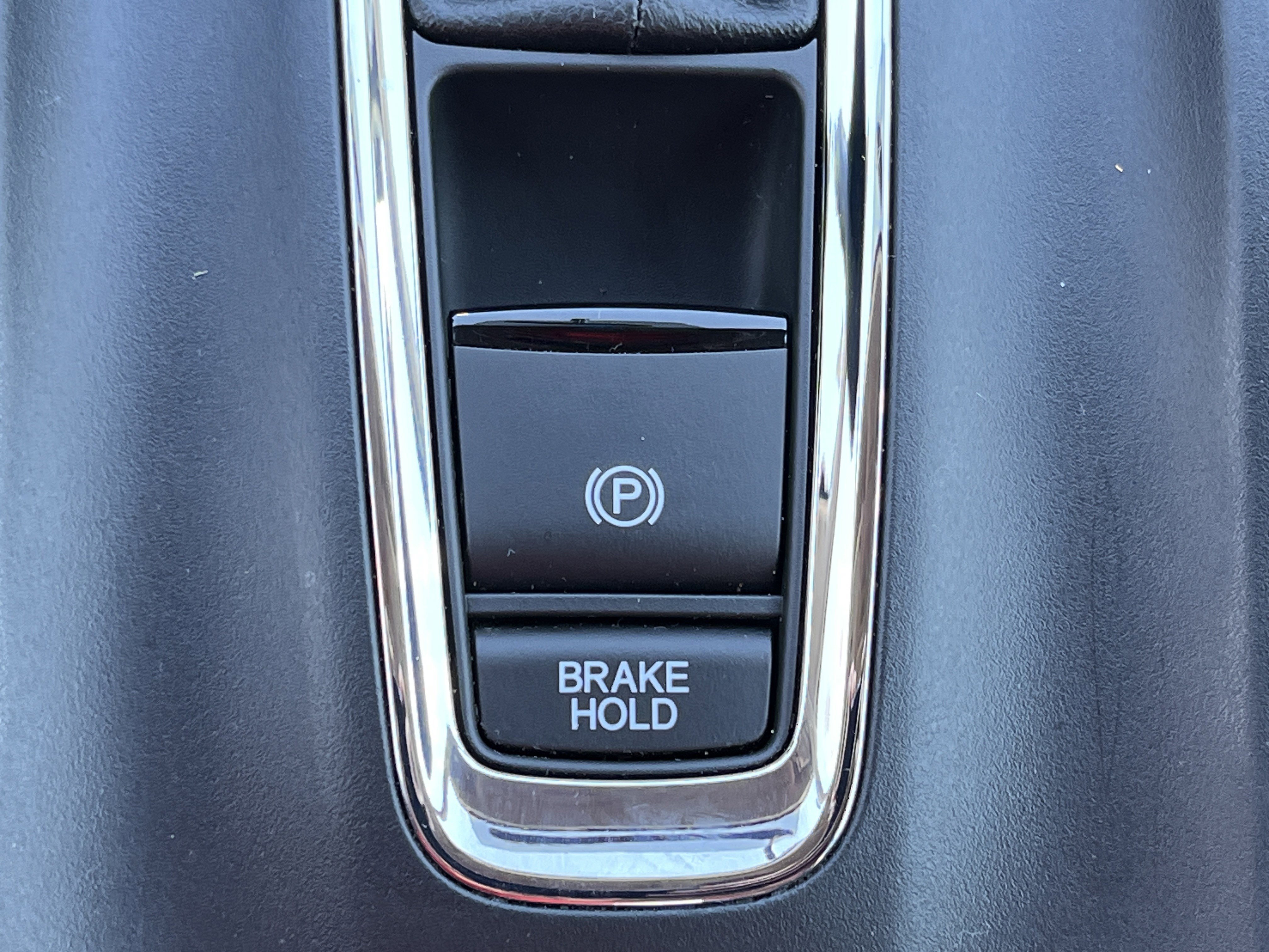 Certified 2020 Honda HR-V LX image 7