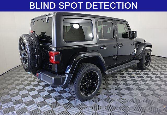 Used 2023 Jeep Wrangler Sahara w/ Cold Weather Group image 5