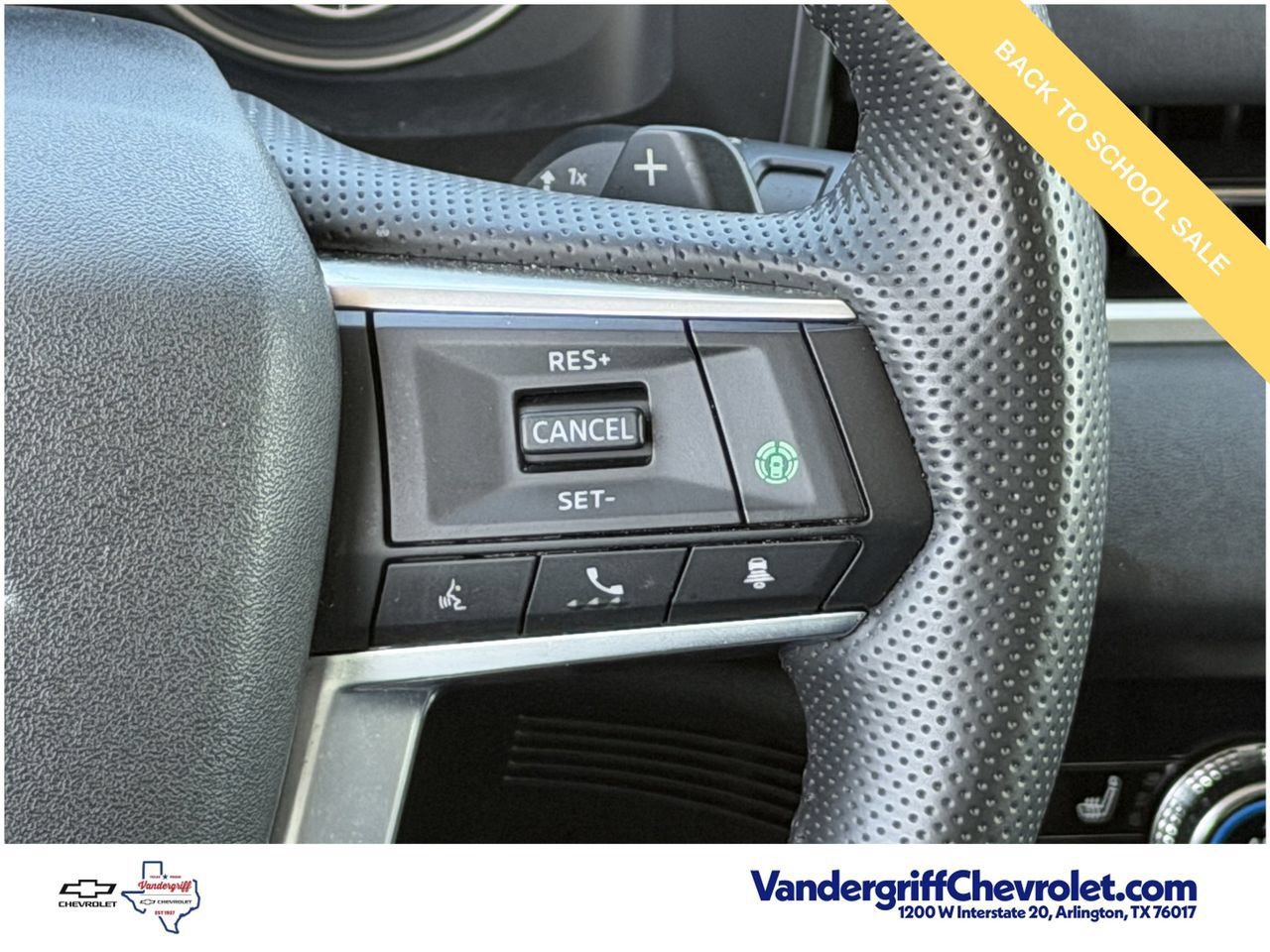 Used 2025 Mitsubishi Outlander SE FWD image 14