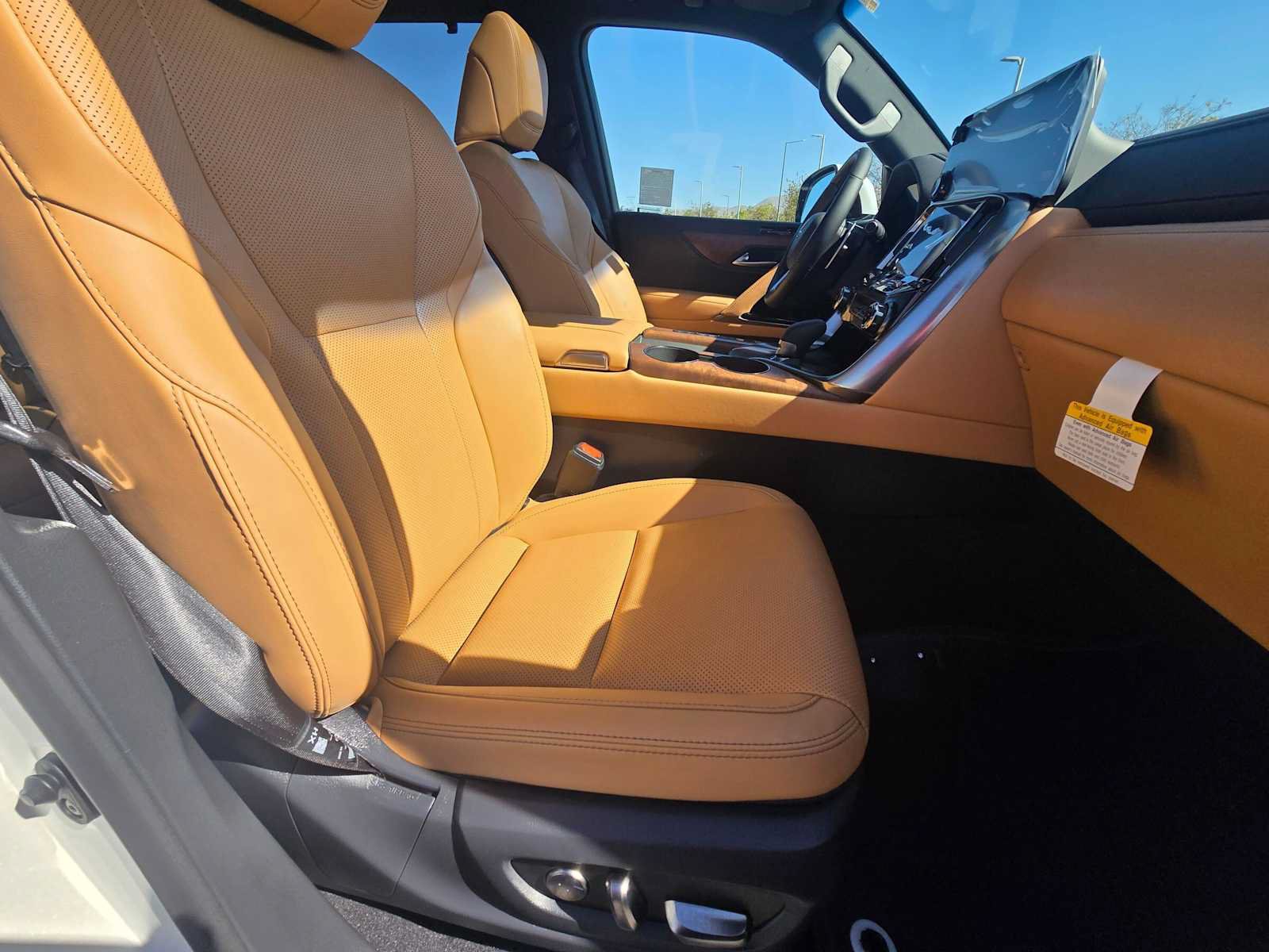 New 2026 Lexus LX 700h Luxury AWD/4WD image 10