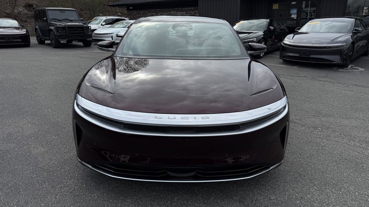 Used 2024 Lucid Air Touring image 12