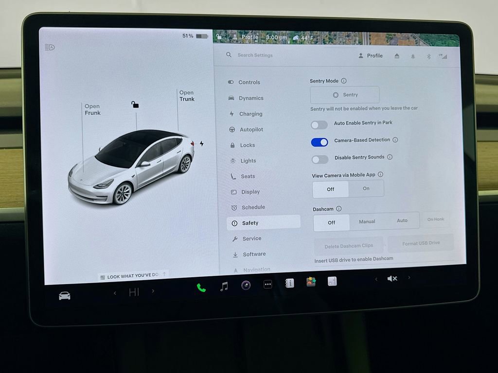 Used 2021 Tesla Model 3 Standard Range Plus image 30
