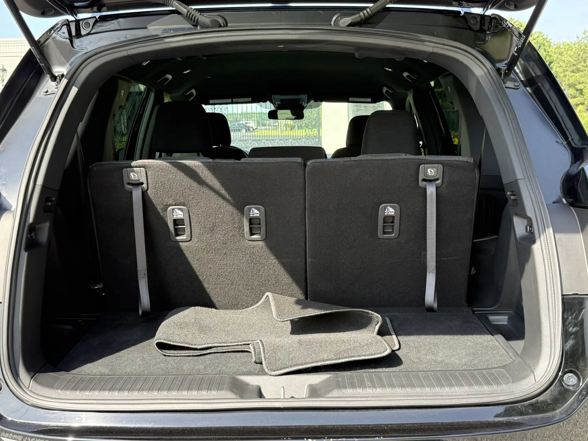 Used 2025 Honda Pilot Sport image 14