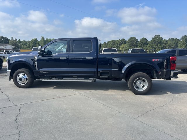 Used 2024 Ford F350 Lariat w/ Chrome Package image 8