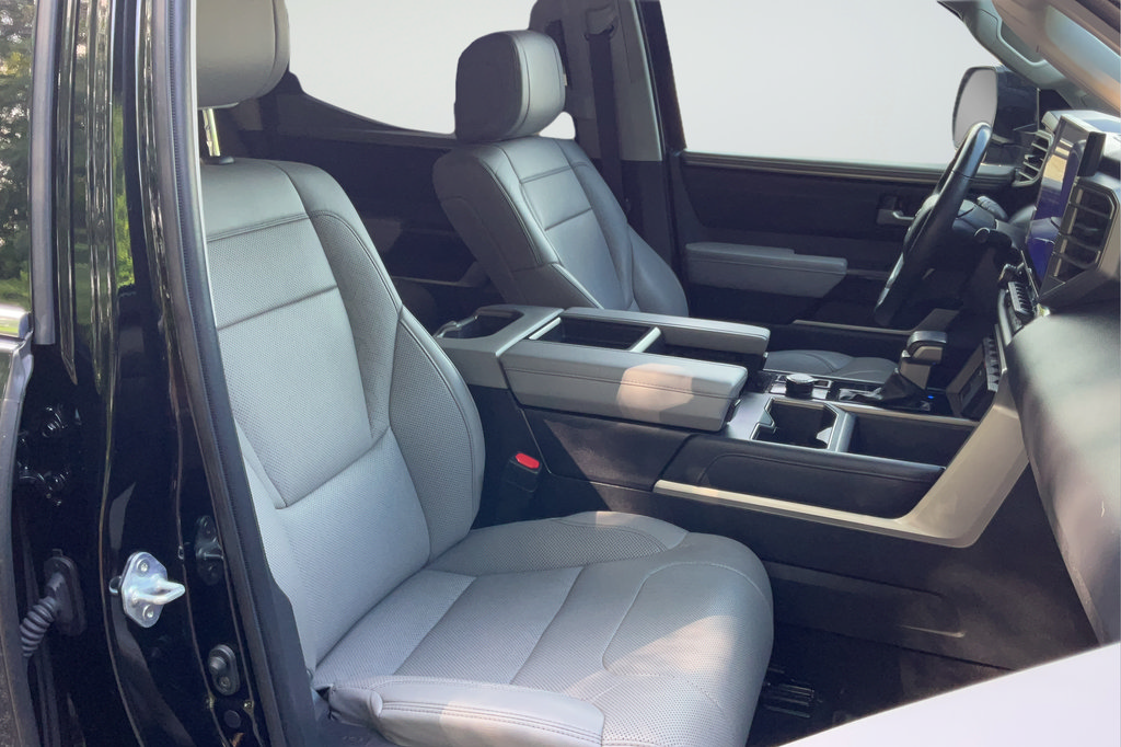 Used 2023 Toyota Tundra Limited AWD/4WD image 20