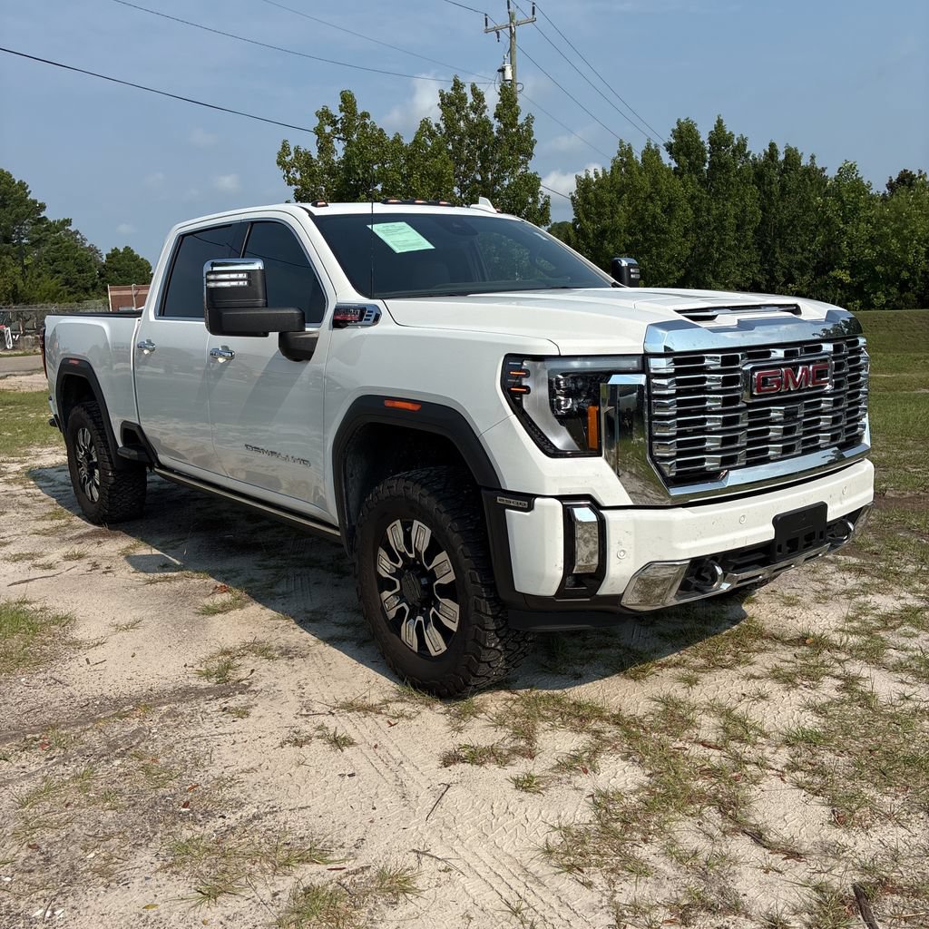 Used 2024 GMC Sierra 2500 Denali w/ Denali Reserve Package AWD/4WD image 7