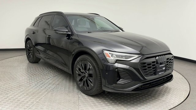 Certified 2024 Audi Q8 e-tron Premium Plus w/ Prestige Package AWD/4WD image 8