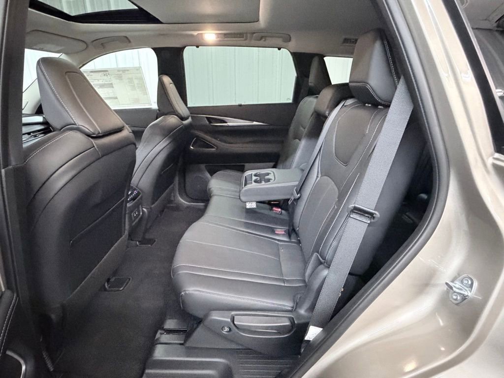 New 2026 INFINITI QX60 Luxe FWD image 34