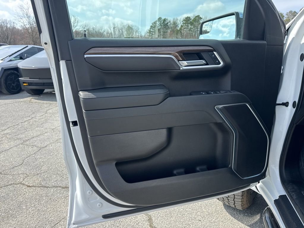 Used 2025 Chevrolet Silverado 1500 LT w/ Work Truck Package image 26