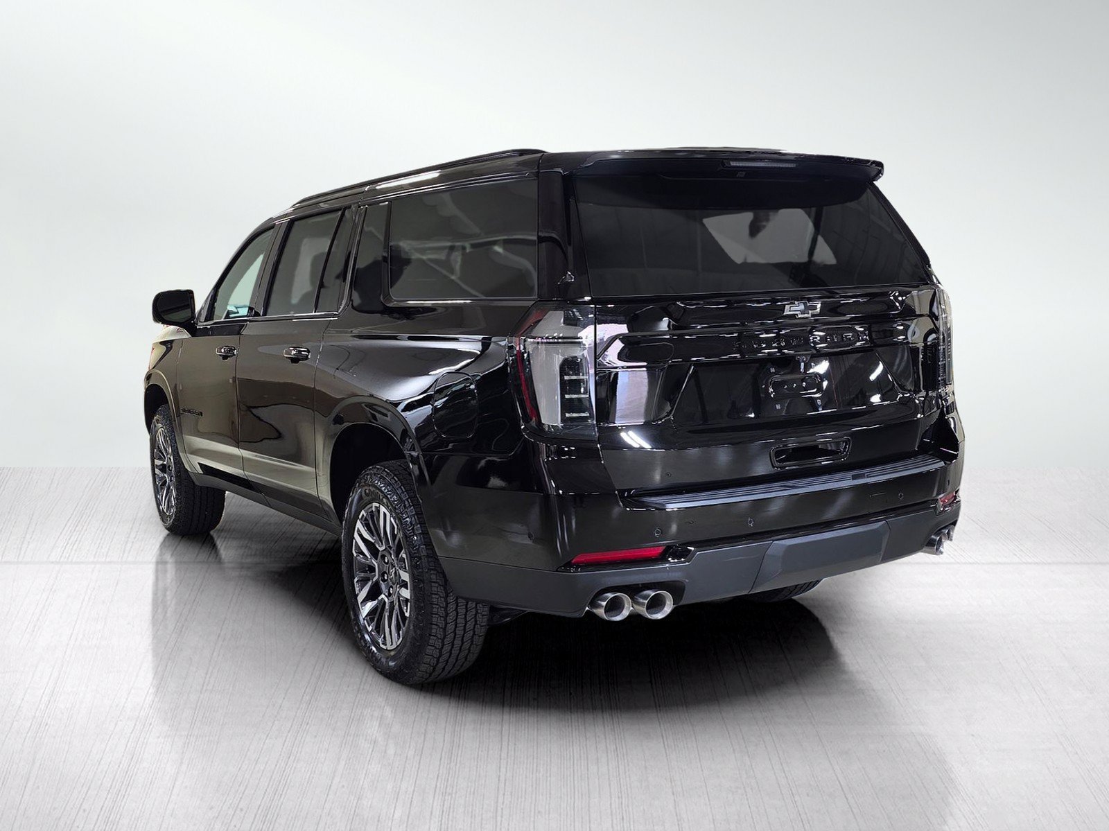 New 2027 Chevrolet Suburban Z71 w/ Comfort Package AWD/4WD image 5