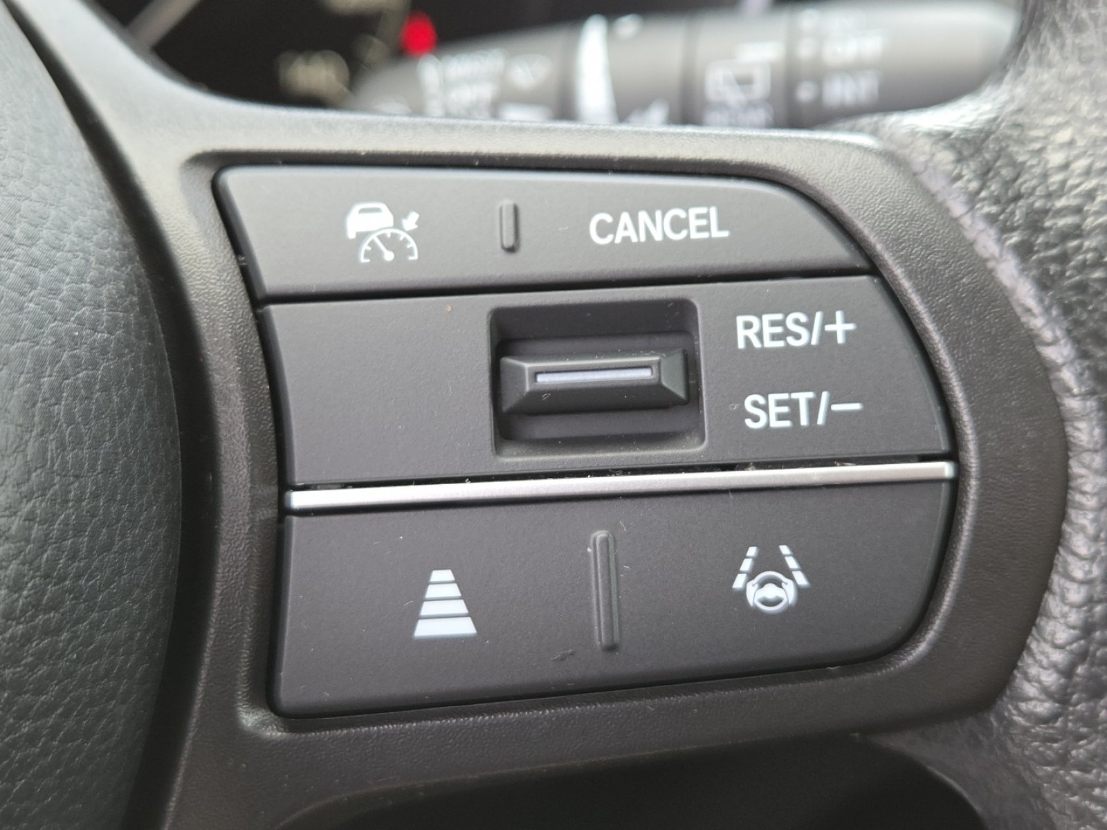 Used 2024 Honda CR-V EX image 8