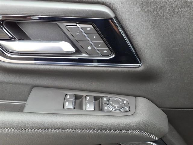 New 2026 GMC Yukon XL Denali w/ Denali Reserve Package AWD/4WD image 30