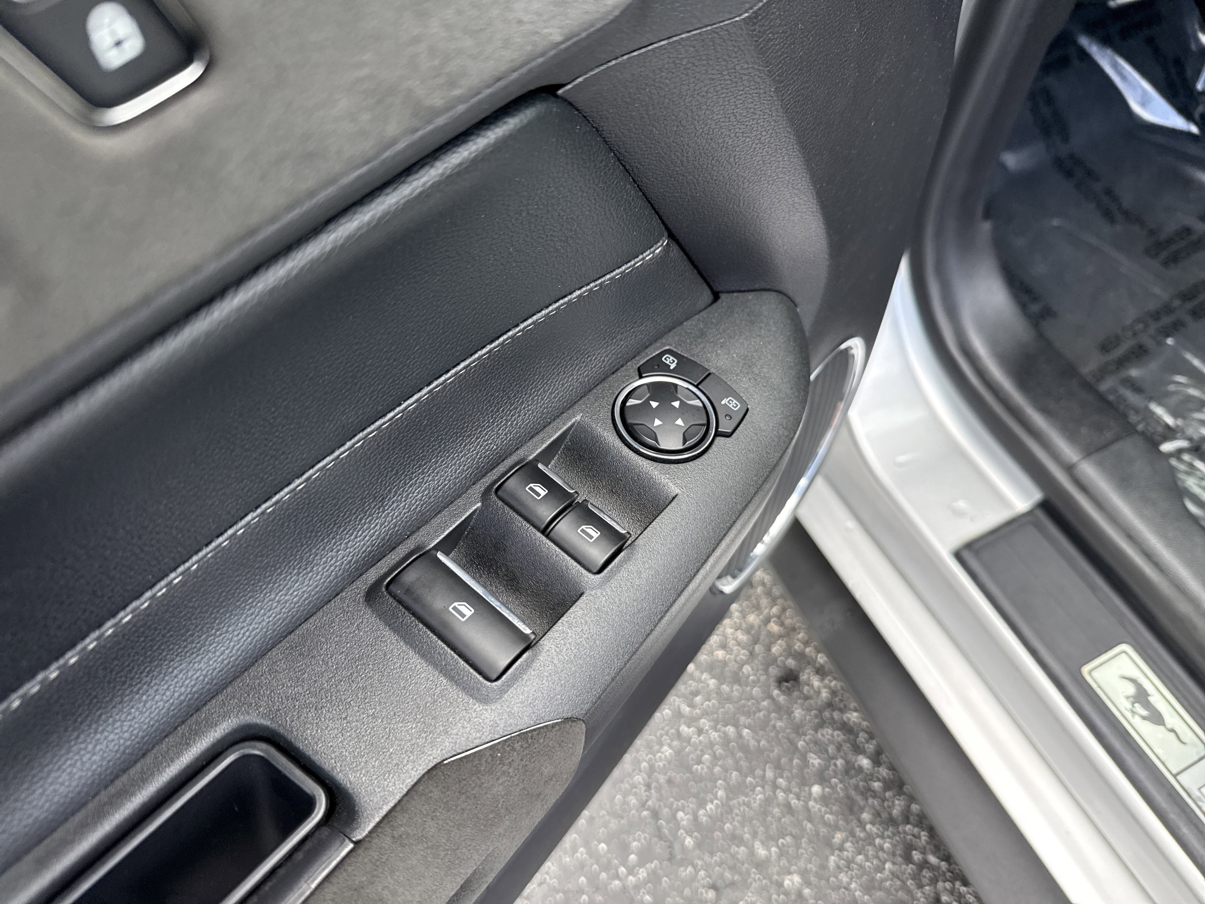 Used 2018 Ford Mustang Premium w/ Black Accent Package RWD image 15