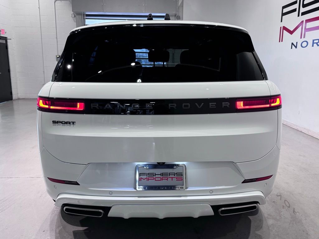 Used 2025 Land Rover Range Rover Sport Dynamic SE image 5