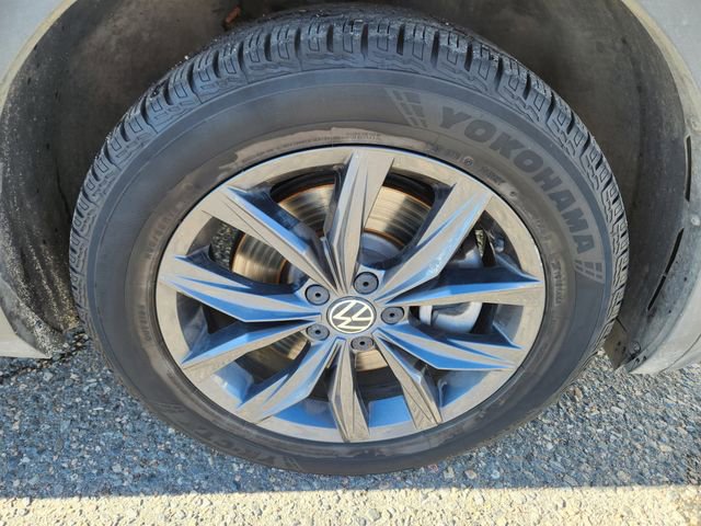 Used 2022 Volkswagen Tiguan SE image 20