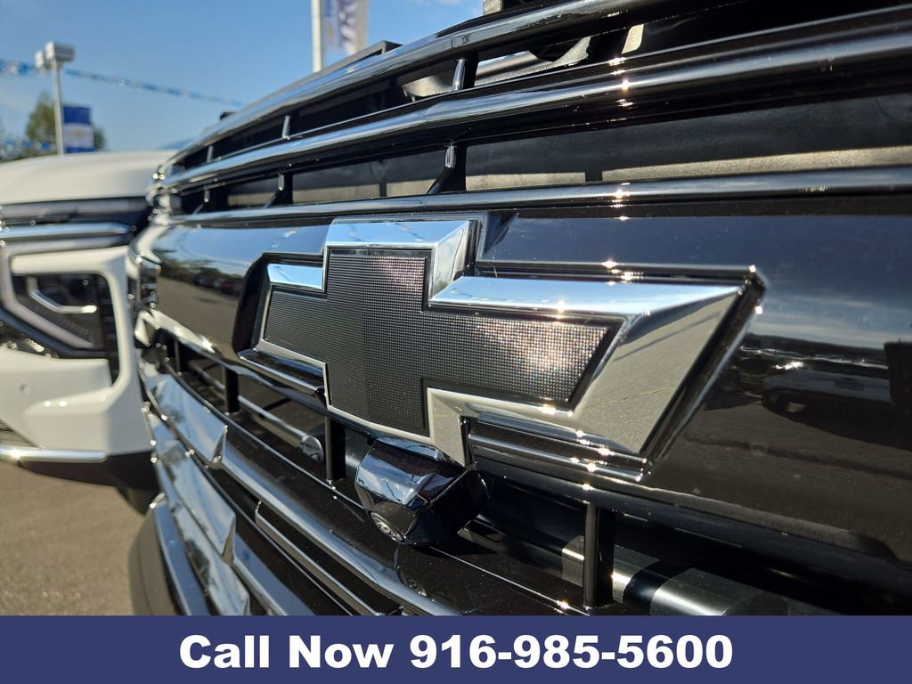 New 2026 Chevrolet Suburban RST image 35