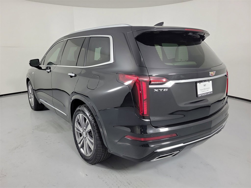 Certified 2023 Cadillac XT6 Premium Luxury w/ Technology Package image 3