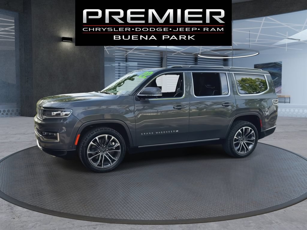 Used 2022 Jeep Grand Wagoneer Series III w/ Rear Seat Video Group 1 AWD/4WD video 4