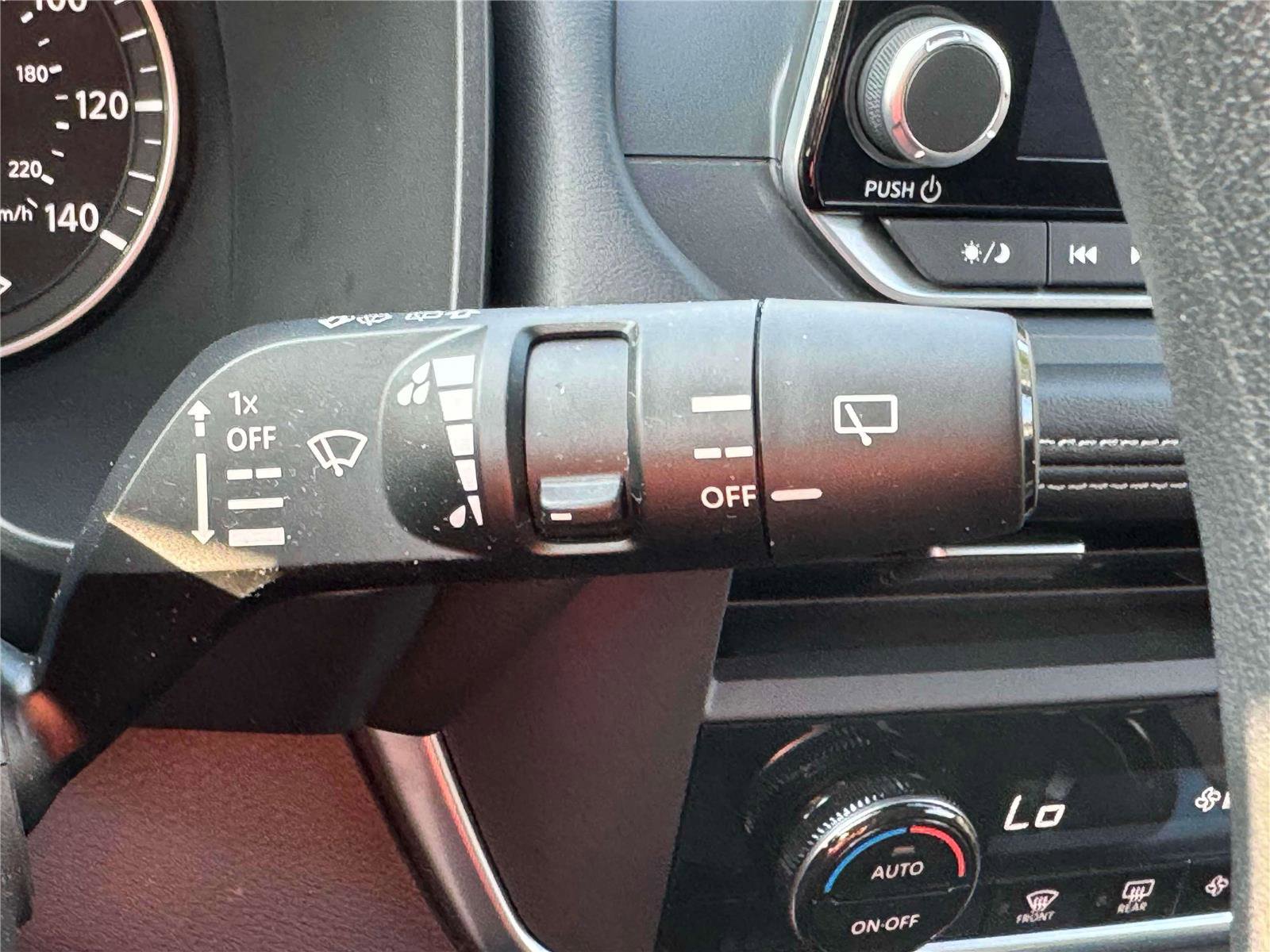 Used 2023 Nissan Rogue SV image 26