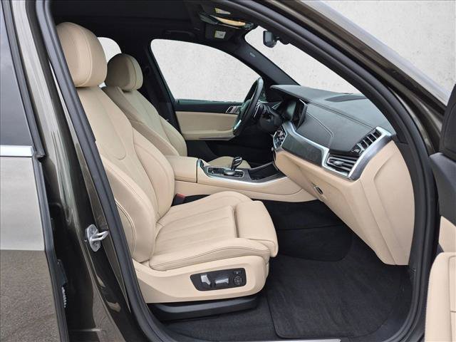 Used 2022 BMW X5 xDrive45e w/ Climate Comfort Package AWD/4WD image 21