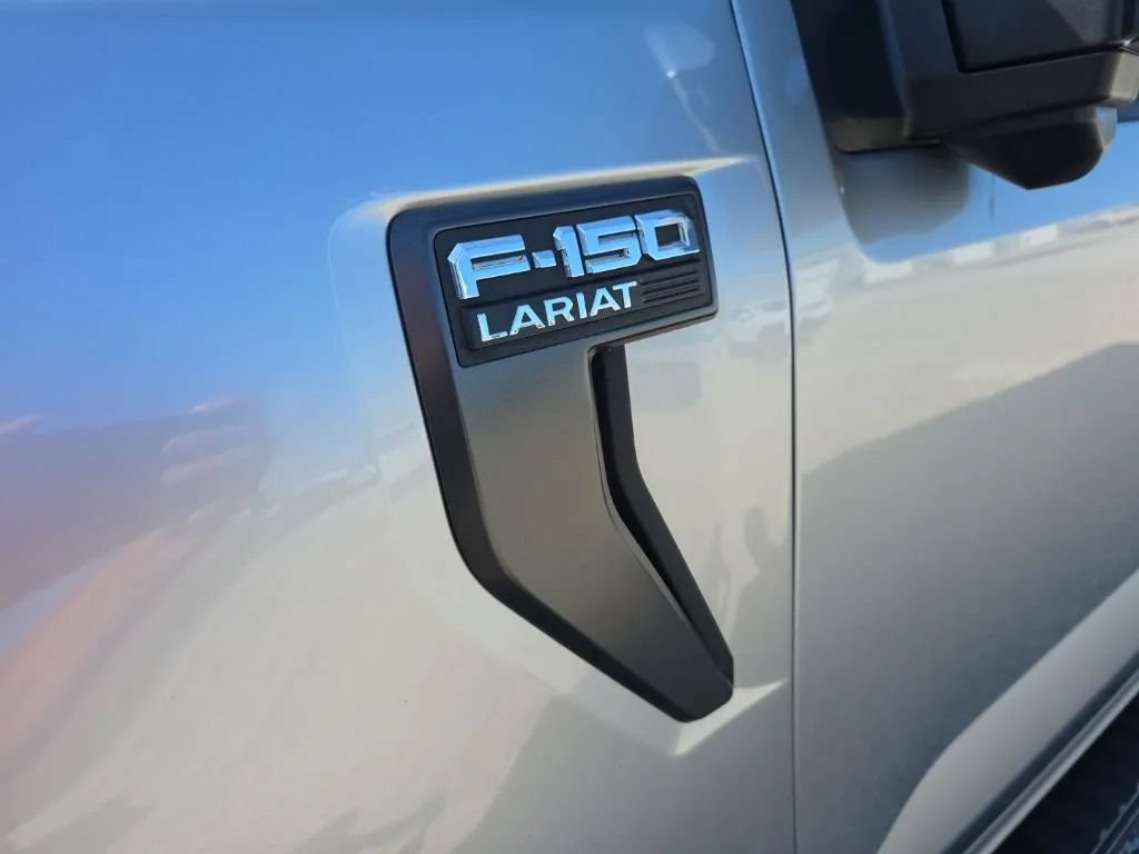 Used 2022 Ford F150 Lariat w/ Equipment Group 502A High AWD/4WD image 9
