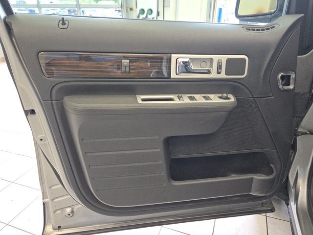 Used 2008 Lincoln MKX AWD image 17