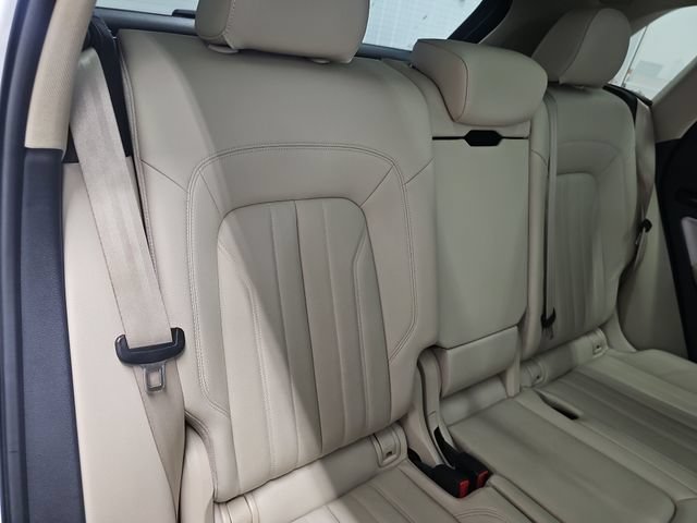 Used 2018 Audi Q5 2.0T Premium Plus w/ Premium Plus Package AWD/4WD image 34