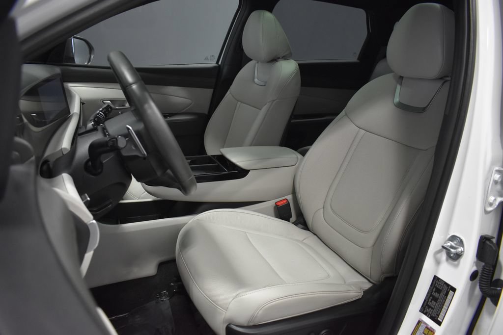 Used 2025 Hyundai Tucson Limited AWD/4WD image 5