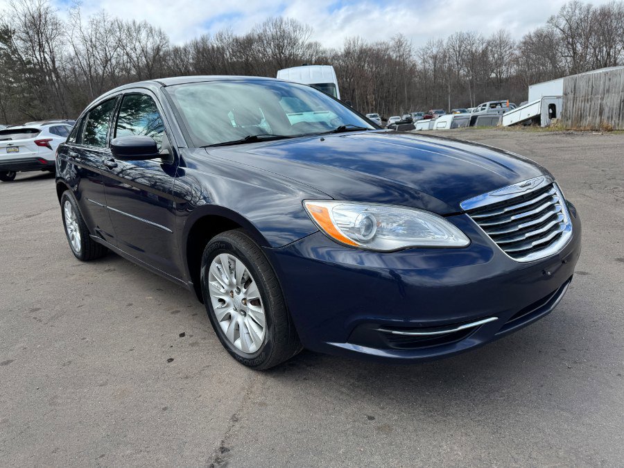 Used 2014 Chrysler 200 LX image 7