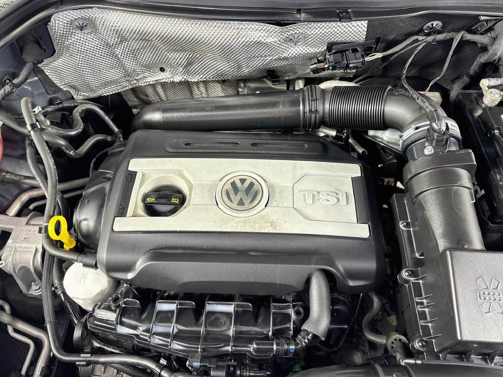 Used 2017 Volkswagen Tiguan S FWD image 36