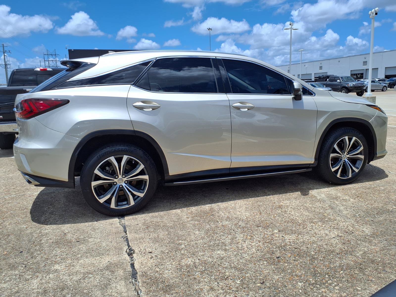 Used 2017 Lexus RX 350 FWD w/ Premium Package image 29
