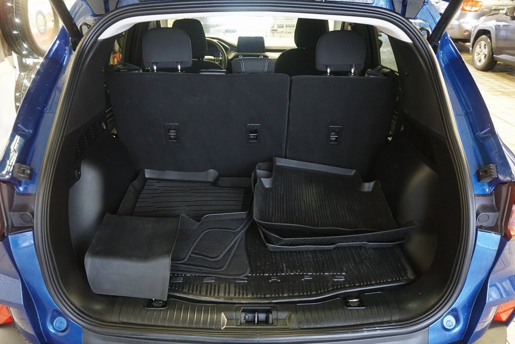 Used 2023 Ford Escape Active image 17