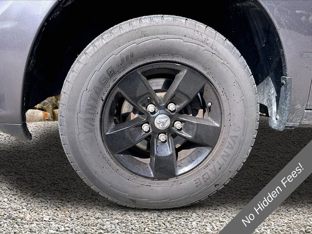 Used 2018 RAM 1500 Express AWD/4WD image 7