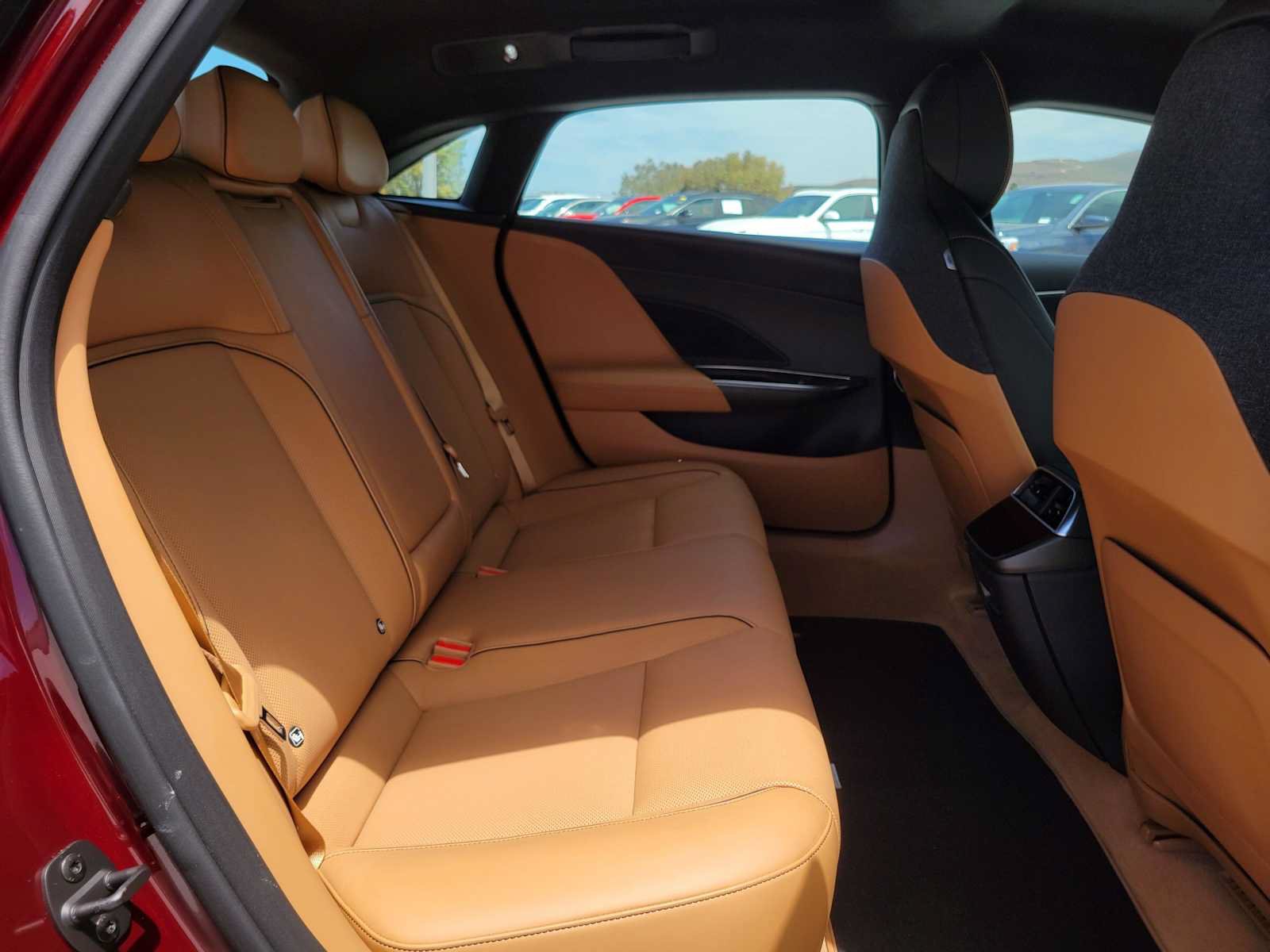 Used 2025 Lucid Air Touring AWD/4WD image 12