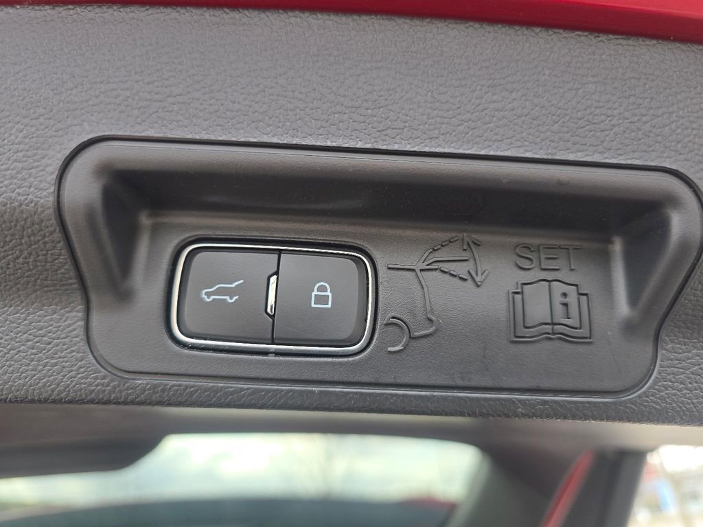 Used 2023 Ford Explorer ST w/ Equipment Group 401A AWD/4WD image 17