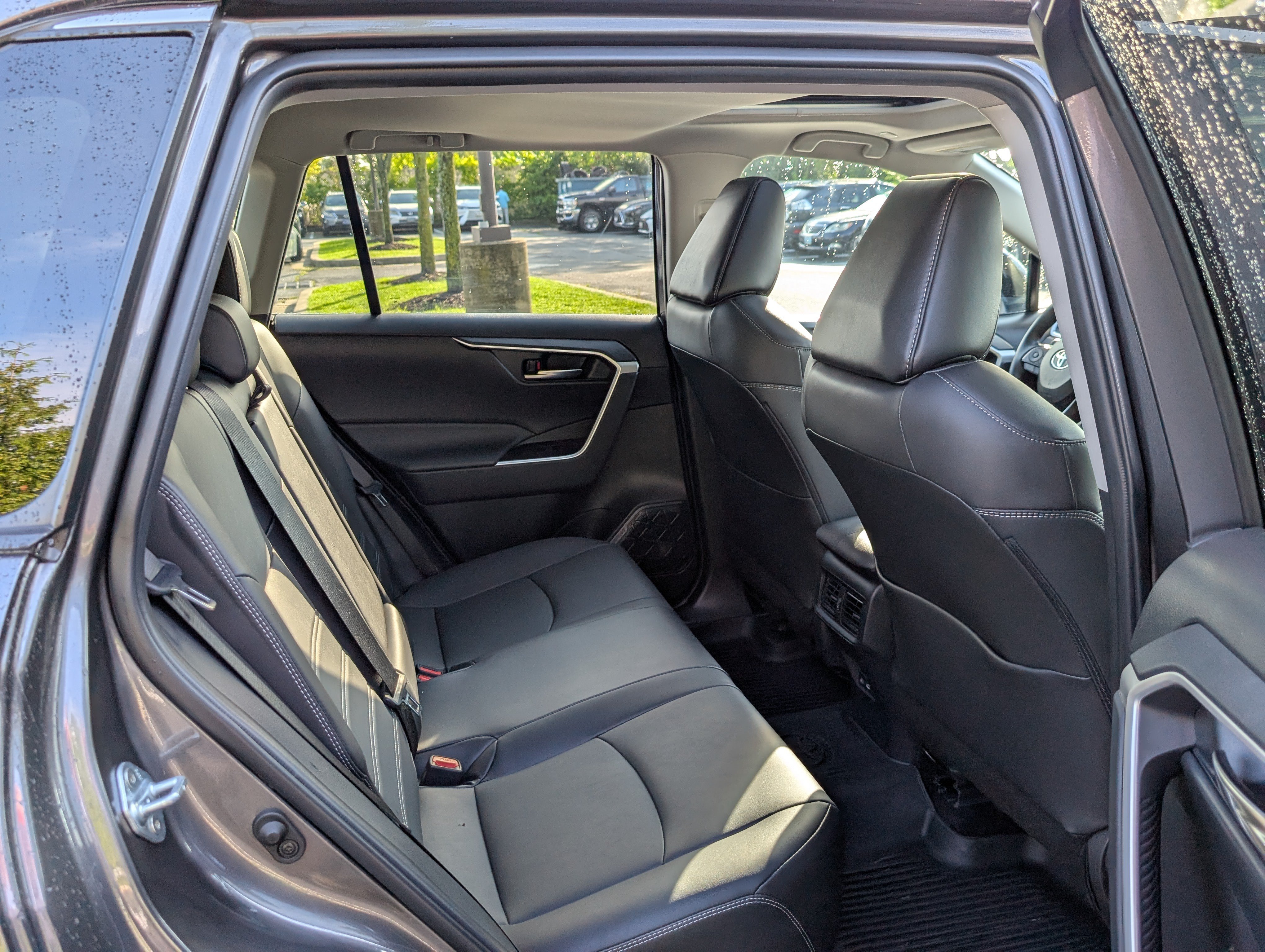 Used 2024 Toyota RAV4 XLE Premium w/ Weather Package AWD/4WD image 12