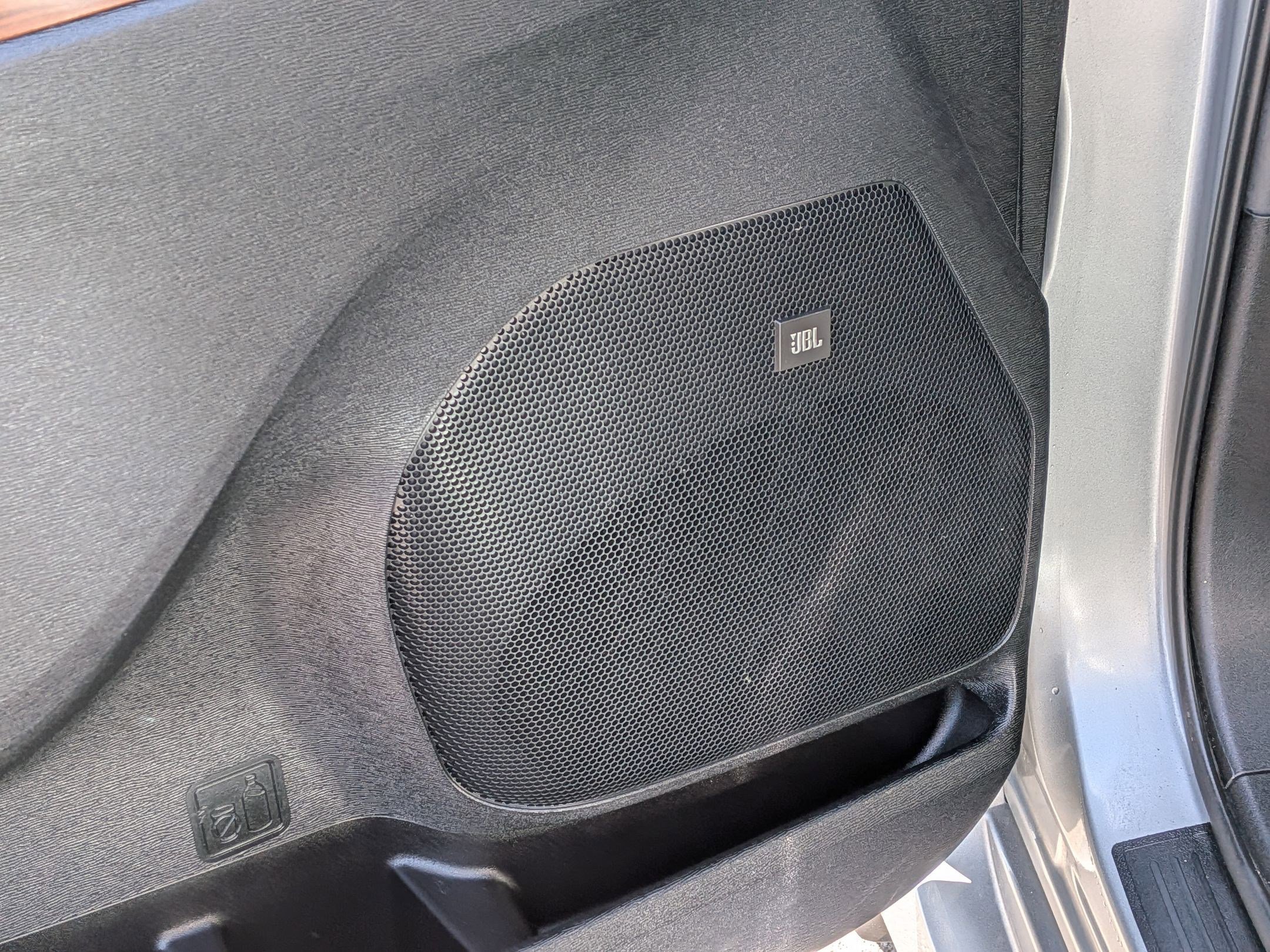 Used 2020 Toyota Sienna Limited Premium image 16