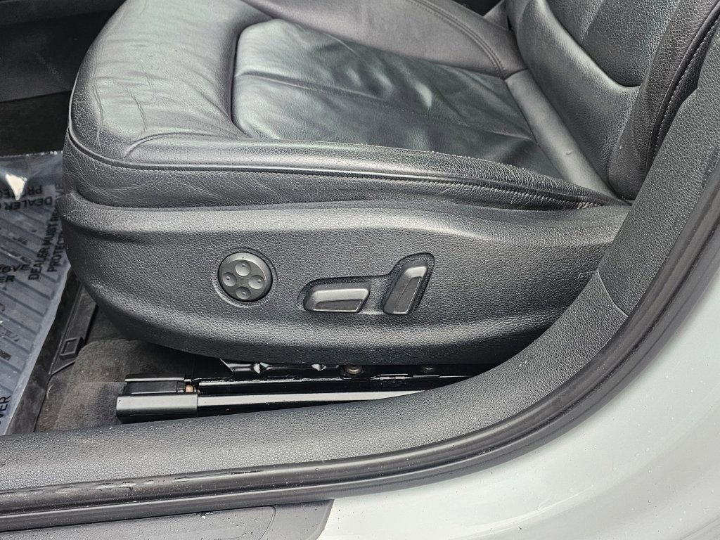 Used 2015 Audi A3 TDI Premium w/ Cold Weather Package image 29