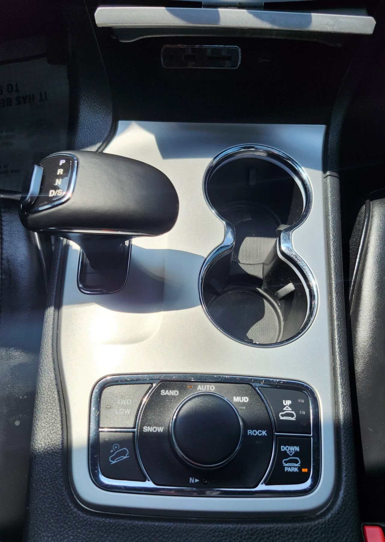 Used 2015 Jeep Grand Cherokee High Altitude AWD/4WD image 36