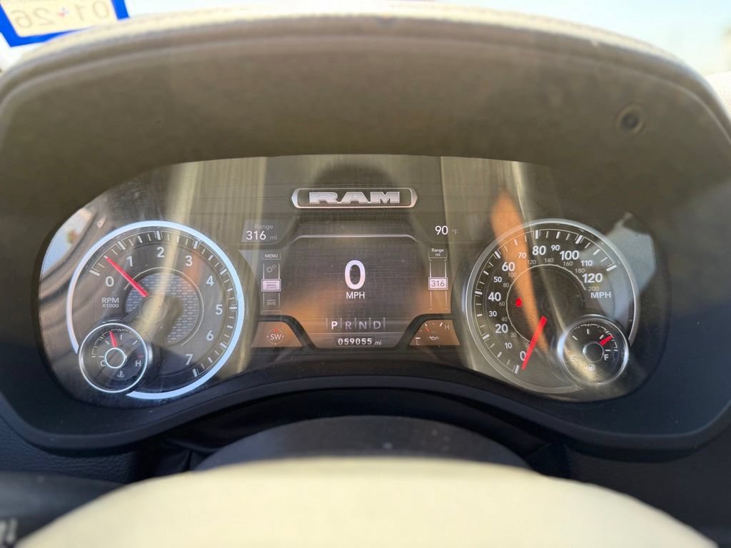 Used 2024 RAM 1500 Laramie RWD image 10