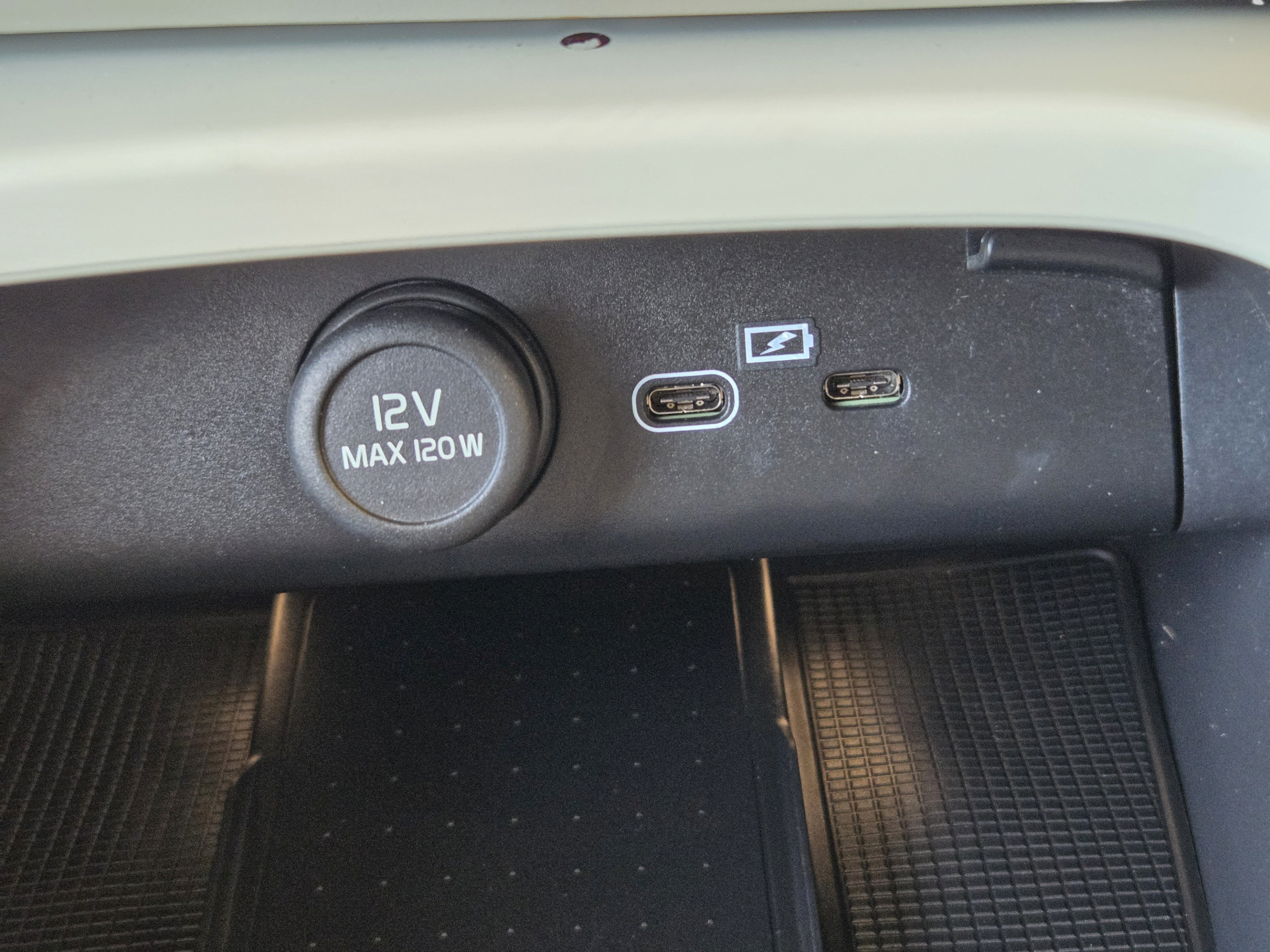 Used 2022 Volvo XC60 B5 Inscription w/ Advanced Package FWD image 41