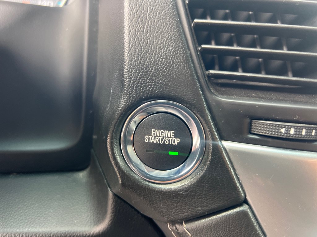 Used 2015 Chevrolet Suburban LT AWD/4WD image 35