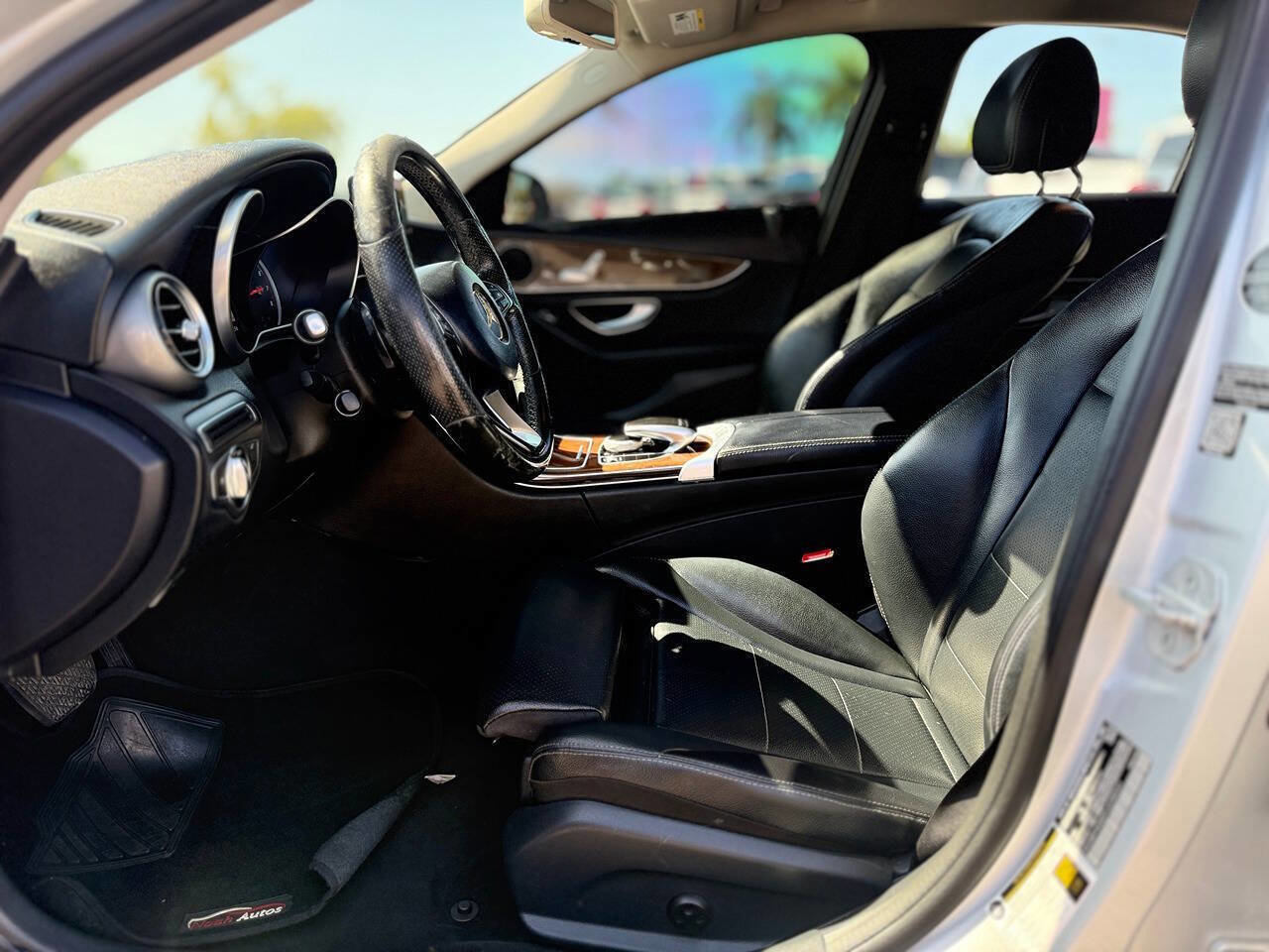 Used 2015 Mercedes-Benz C 300 4MATIC Sedan image 14