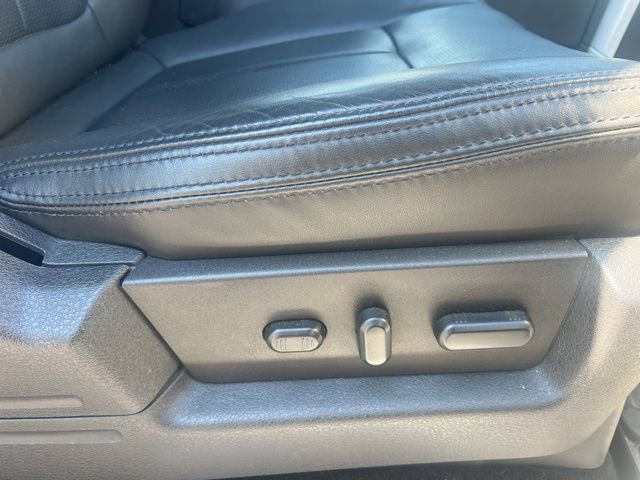 Used 2013 Ford F150 Platinum image 11