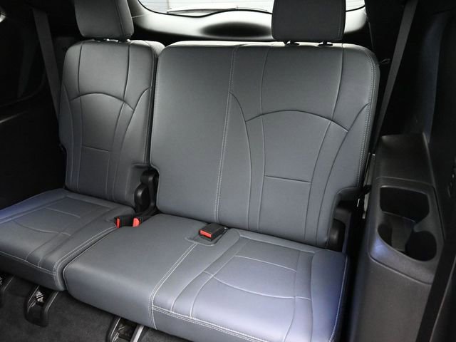 Used 2024 Buick Enclave Premium FWD image 19
